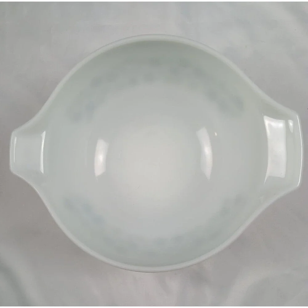 Vintage Pyrex 443 Spring Blossom Cinderella Bowl 2.5 Qt White Green Flowers 70s